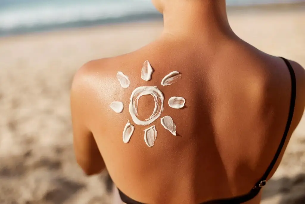 taking the sun rays head on IV Lounge
