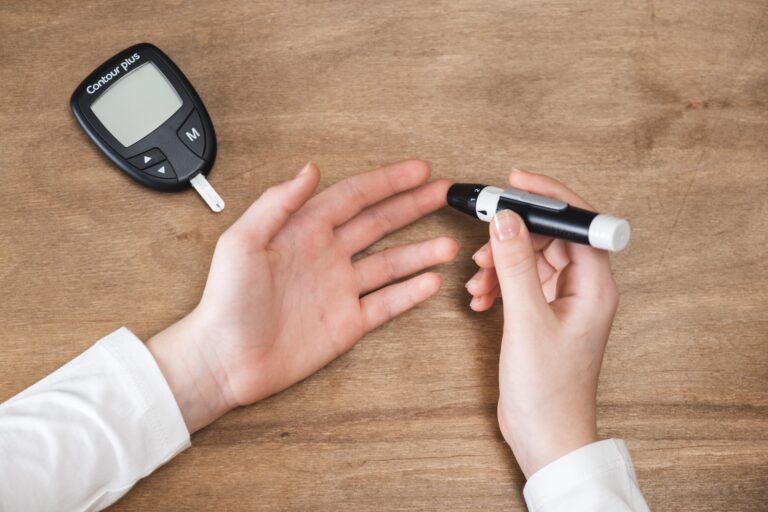 Supplements to Lower Blood Sugar Naturally